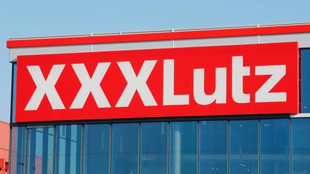 Eine Filiale der österreichischen Einrichtungshauskette XXXLutz, die aktuell expandiert.