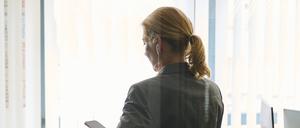 2023 sind zwar mehr Frauen in den Vorstandsetagen - es dominieren jedoch weiterhin Männer. 