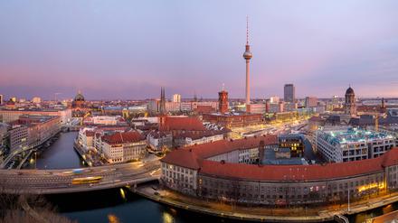 Morgenstimmung im Zentrum City Ost Berlin Mitte. 