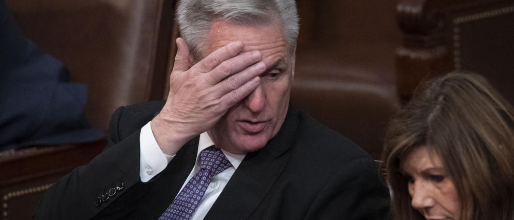 Minderheitenführer Kevin McCarthy verlor die sechste Abstimmung über den Sprecher des Repräsentantenhauses, da die GOP-Opposition ihn am zweiten Tag des Kongresses blockierte.