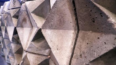 Vom Abrissobjekt zum Museumsstück. Detail der Formsteinmauer, die Karl-Heinz Adler und Friedrich Kracht für das Rechenzentrum entwarfen.