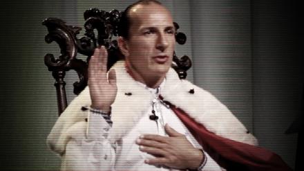 Peter Fitzek ließ sich 2012 von seinen Anhängern zum König krönen.