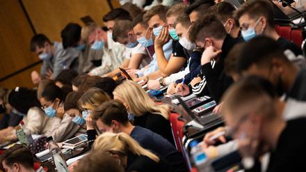 Viele Studierende befinden sich zur Zeit in einer prekären Lage. 