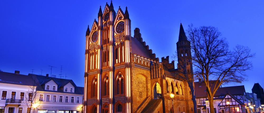 Das Rathaus gehört zu den gut erhaltenen Backsteingebäuden aus dem Mittelalter.