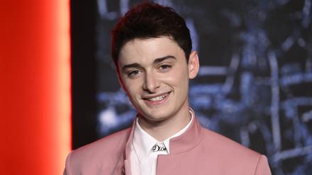 Noah Schnapp.