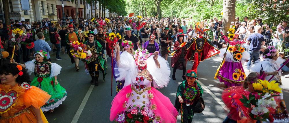 Karneval der Kulturen Berlin im Jahr 2018.