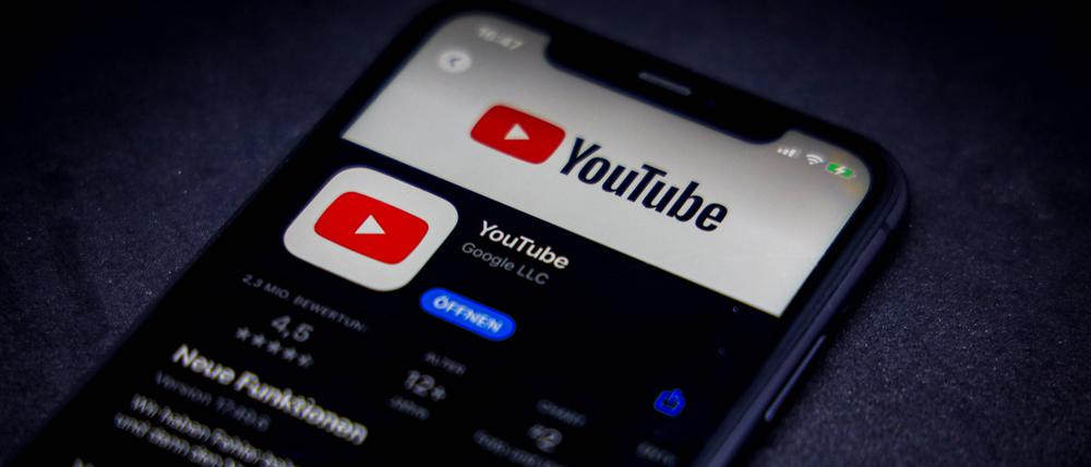 Die YouTube-App im App Store auf einem iPhone.