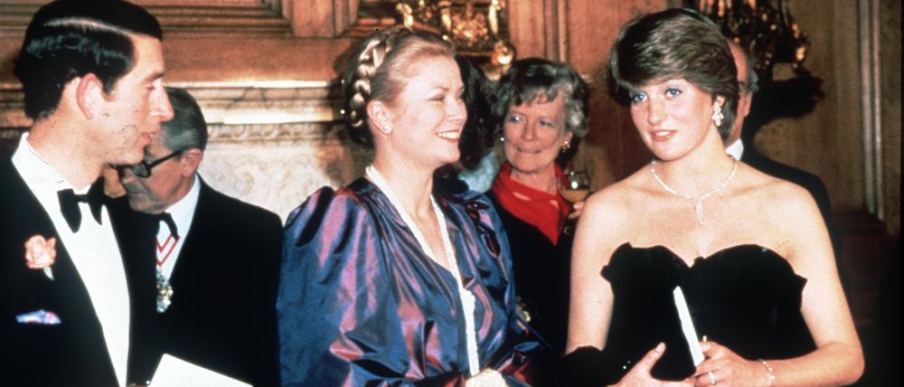 Grace Kelly und Diana Spencer an dem Abend als sie sich kennenlernten.