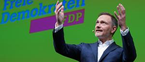 Christian Lindner, Vorsitzender der FDP und Bundesfinanzminister, spricht im Opernhaus beim traditionellen Dreikönigstreffen der FDP.