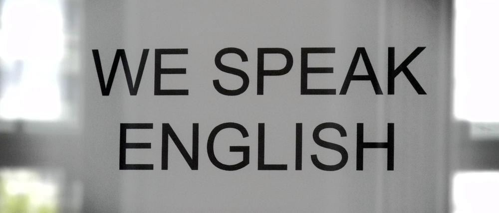 Geht es nach der FDP, soll in Berliner Amtsstuben künftig auch Englisch gesprochen werden.