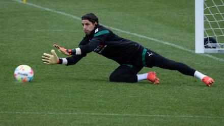 Yann Sommer würde gern schon im Winter nach München wechseln.