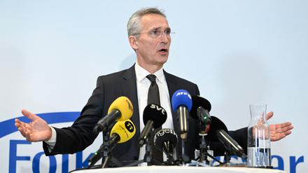Jens Stoltenberg bei einer Pressekonferenz.