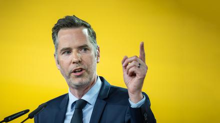 Dass FDP-Fraktionschef Christian Dürr die Politik der eigenen Ampelregierung lobt, wäre nicht unbedingt eine Nachricht – wie er es tut, dann aber doch.