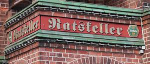 Der Eingang zum Ratskeller in Babelsberg.