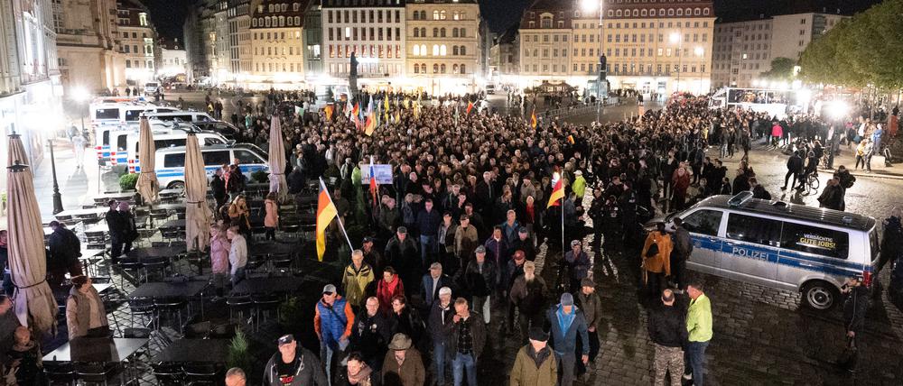 Der Aufstieg des Rechtspopulismus in Europa macht sich auch in Deutschland bemerkbar - hier geht er jedoch auf andere historischen Bedingungen zurück.