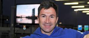 Lucas Cordalis bei seiner Anreise ins Dschungelcamp, wo er 2023 als Kandidat antritt.