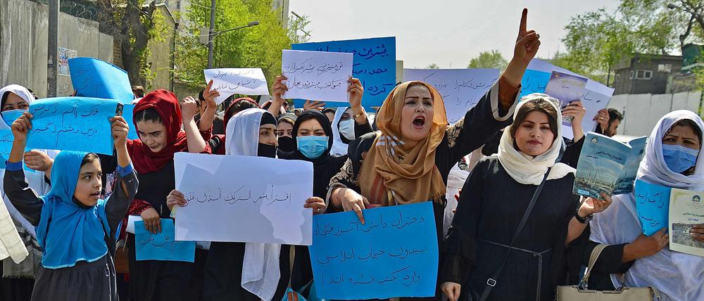Die Taliban verwehren Afghanistans Frauen das Recht auf Bildung.