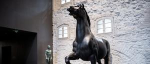 Eine der beiden überlebensgroßen Arbeiten des NS-Bildhauers Josef Thorak soll die Ausstellung «Enthüllt. Berlin und seine Denkmäler» erweitern. 