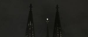 Die Zahl der Kirchenaustritte in Köln hat im Jahr 2022 ein neues Rekordniveau erreicht (Symbolbild).