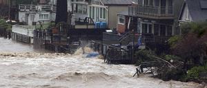 Kalifornien wird seit Tagen von Winterstürmen und heftigen Niederschlägen heimgesucht.