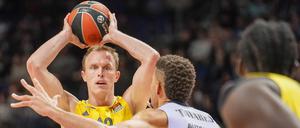 Kennen sich von den Kanaren. Luke Sikma (links) und Walter Tavares.
