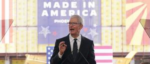 Apple-Chef Tim Cook vollzieht mit verstärkter heimischer Produktion eine Kehrtwende von seiner einstigen Strategie.