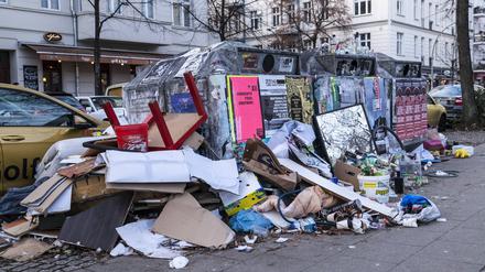 Ordnungsgemäße Entsorgung sieht anders aus. 