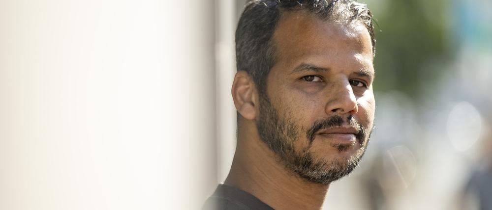 Der homosexuelle Aktivist Bendjeriou-Sedjerari ist nun vom Bundesamt für Migration und Flüchtlinge als Flüchtling anerkannt worden.