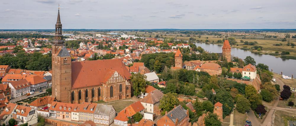 Hansestadt an der Elbe: Blick auf Tangermünde.