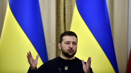 Wolodymyr Selenskyj, Präsident der Ukraine, fordert mehr Waffen aus dem Westen.