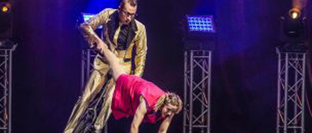 Künstler-Duo "Farellos" gastieren im Waschhaus beim WOW-Winterzirkus
