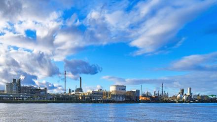 Das BASF-Werk in Ludwigshafen ist einer der größten Industriestandorte weltweit. 