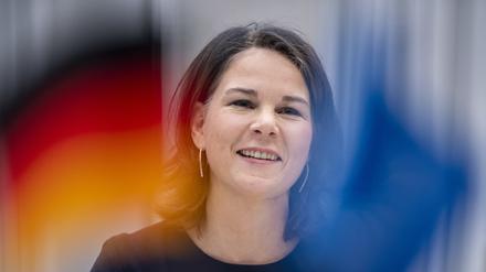 Außenministerin Annalena Baerbock (Grüne) besuchte in Den Haag den Internationalen Strafgerichtshof und schlug später in einer Rede ein Sondertribunal für Russlands Angriffskrieg vor.