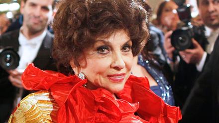 Ein Leben lang umjubelt: Gina Lollobrigida 2013 als Stargast beim Wiener Opernball. 
