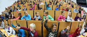 Mal was anderes als Schule: In der Uni sprechen Kinder auch über andere Themen als sonst.