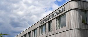 Das Universitätsgebäude «Holzlaube» der Freien Universität in der Fabeckstraße.