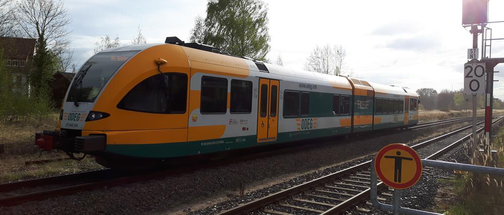 Die Triebwagen der Odeg fahren nur noch bis Michendorf