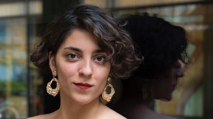 Die Sängerin Susan Zarrabi.