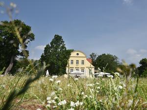 Das Gutshaus Neukladow.