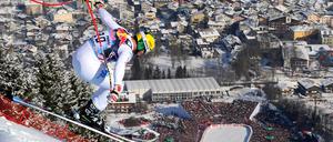 Spektakel pur erwartet Fahrer und Fans auf der Streif.