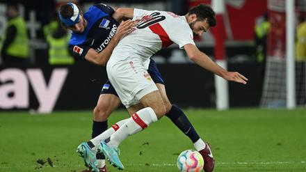 Harter Kampf um einen Platz in der Startelf. Ivan Sunjic (links) ist einer von vier Bewerbern um zwei Plätze im zentralen Mittelfeld.