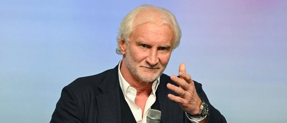 Rudi Völler wird beim DFL-Neujahrsempfang mit dem DFL-Ehrenpreis ausgezeichnet.