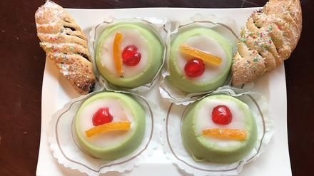 Süßer Empfang: Cassata siciliana und Cornetti bei Terra Verde.