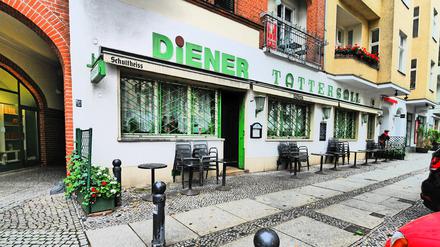 Berlin Charlottenburg; Restaurant Diener Tattersall, Grolmanstraße Charlottenburg

Berlin Charlottenburg Restaurant Servant Tattersall Grolmanstrasse Charlottenburg