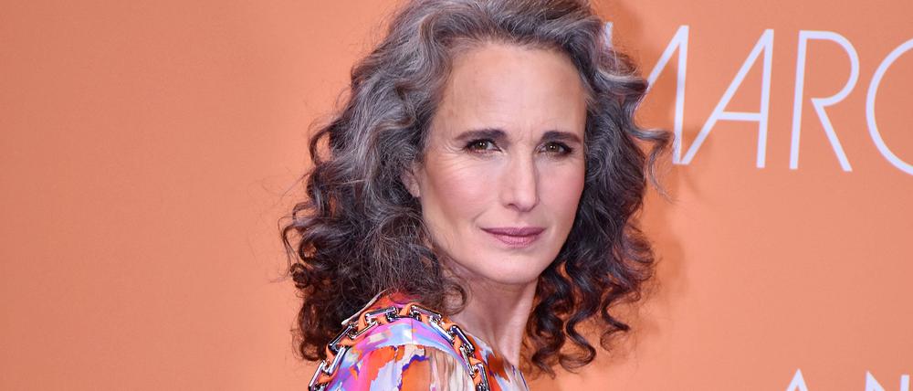 Andie MacDowell bei der Marc Cain Show auf der Berlin Fashion Week 2023.