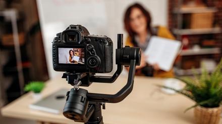 Teacher hosting online class