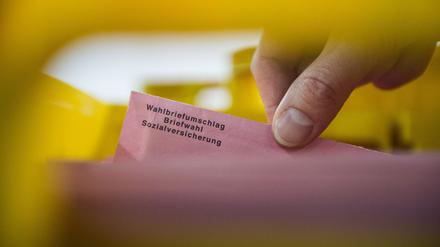Die Sozialwahlen wurden bisher per Briefwahl abgewickelt, in diesem Jahr wird erstmals auch Online-Voting ausprobiert.
