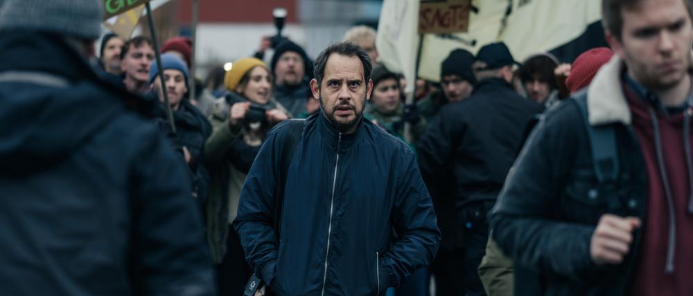 Muss die Seiten wechseln: Hacker Pierre Manzano (Moritz Bleibtreu).