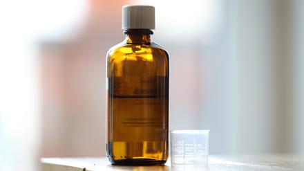 Fiebersaft mit dem Wirkstoff Paracetamol (Archivbild).
