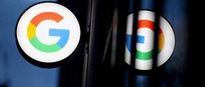 Das Google-Logo an einem Store in Manhattan.